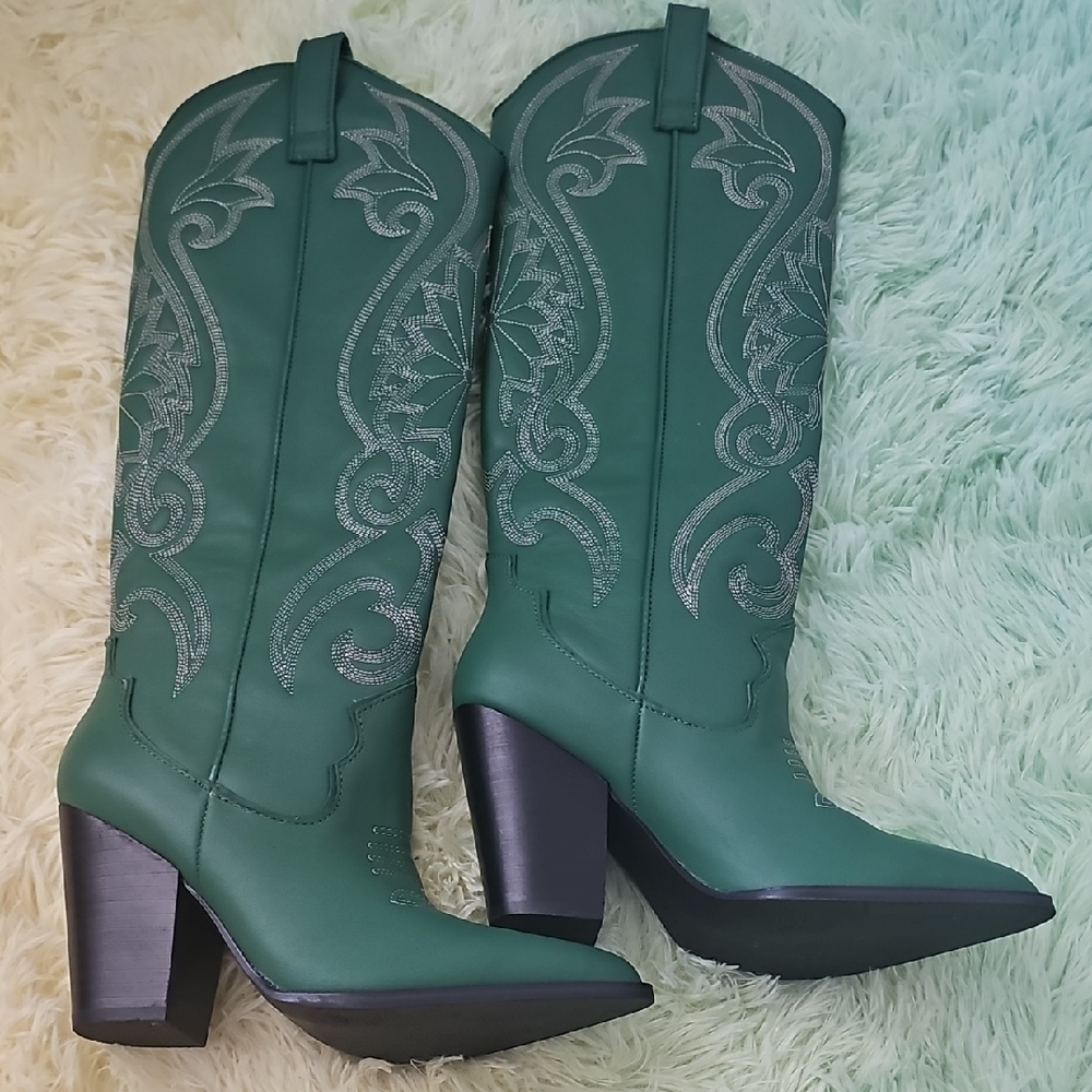 Steve Madden Green Embroidered Western Heeled Boots